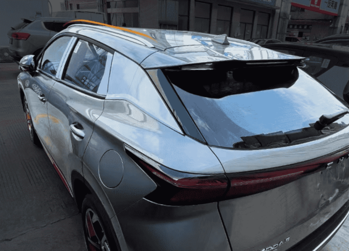 Thanh dọc giá nóc Chery Omoda C5